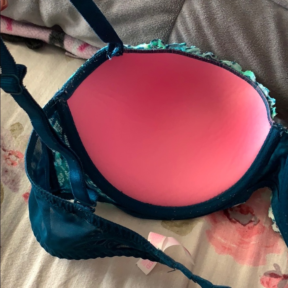 Push up Bra! - Picture 5 of 7